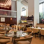 Experimental Marais 5*