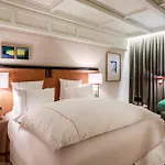 Experimental Marais Hotel 5*