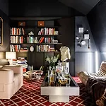 Experimental Marais 5* Paris