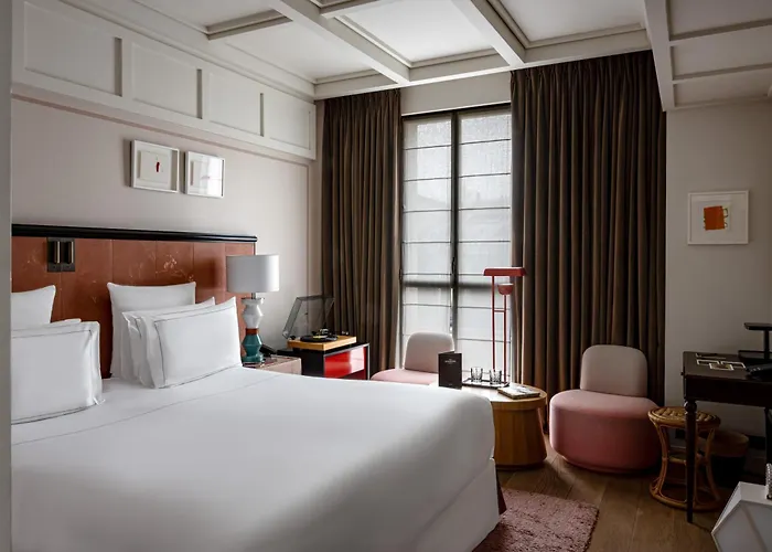 Otel Experimental Marais 5*