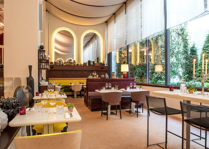 Experimental Marais Otel