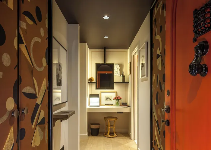 Experimental Marais Otel Paris