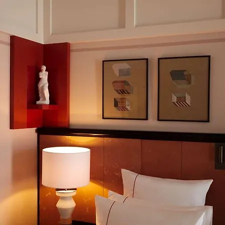 Experimental Marais 5* Parigi