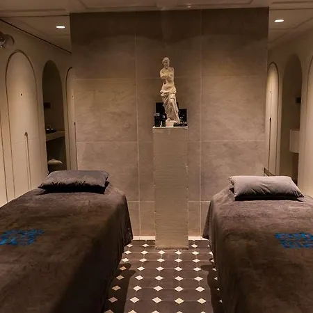 Experimental Marais 5* Paris