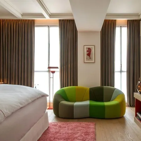 Experimental Marais Hotel 5*