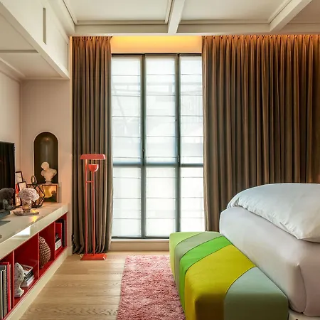 Experimental Marais 5* Paris