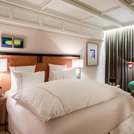 Experimental Marais Hotel 5*