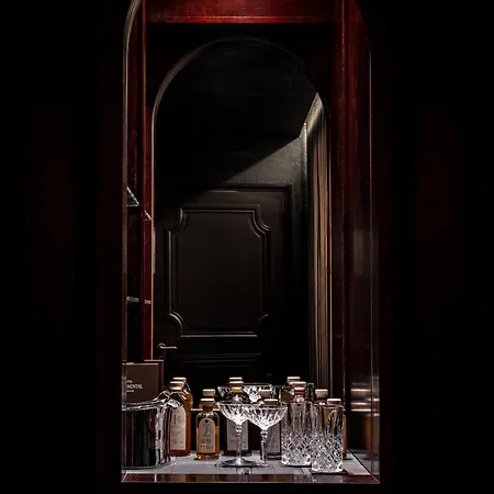 Experimental Marais Hotel 5*