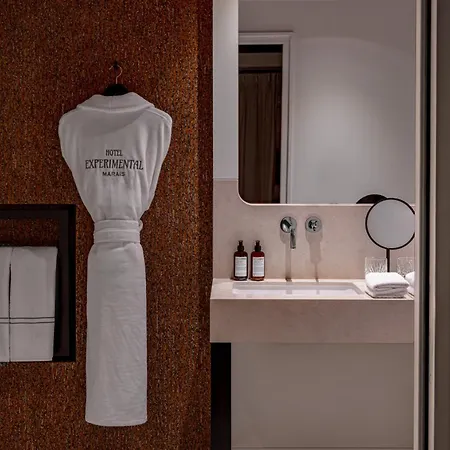 Experimental Marais Hotel 5*