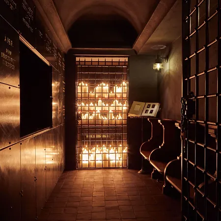 Experimental Marais Hotel 5*