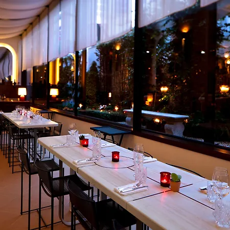 Hotel Experimental Marais 5*