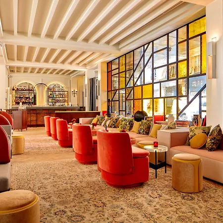 Hotel Experimental Marais 5*