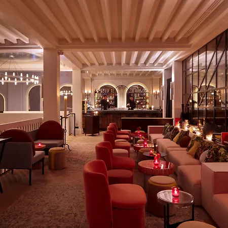 Experimental Marais ホテル