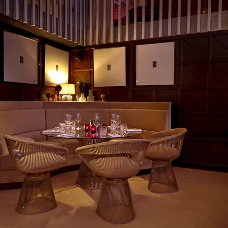 Experimental Marais 5*