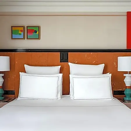 Experimental Marais Szálloda 5*