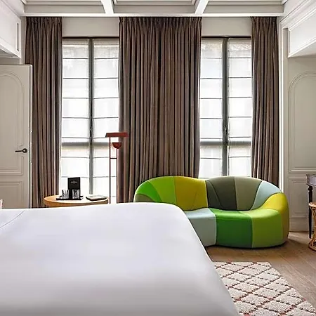 Experimental Marais Szálloda 5*