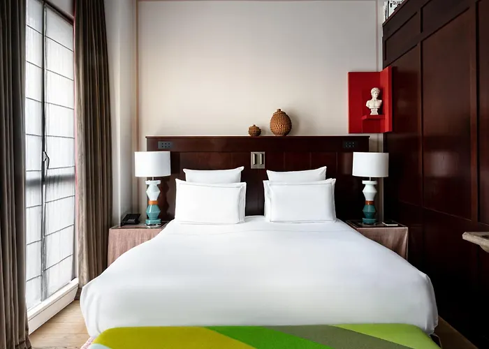 Experimental Marais 5*