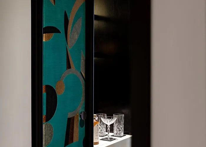 Experimental Marais 5*