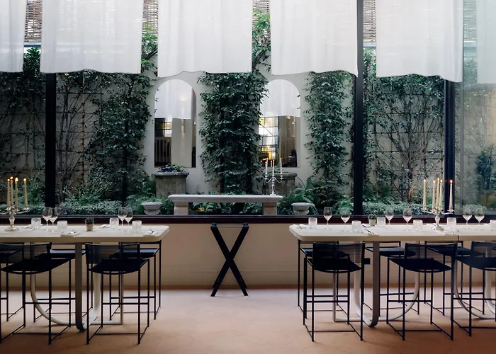 Experimental Marais 5*